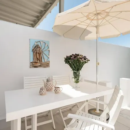 Mykonian Marvel: A Tranquil Oasis In The Old Town! Tatil Evi Mykonos Town