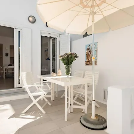 Mykonian Marvel: A Tranquil Oasis In The Old Town! Ferienhaus