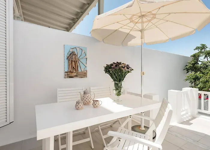 Mykonian Marvel: A Tranquil Oasis In The Old Town! Vakantiehuis Mykonos Town